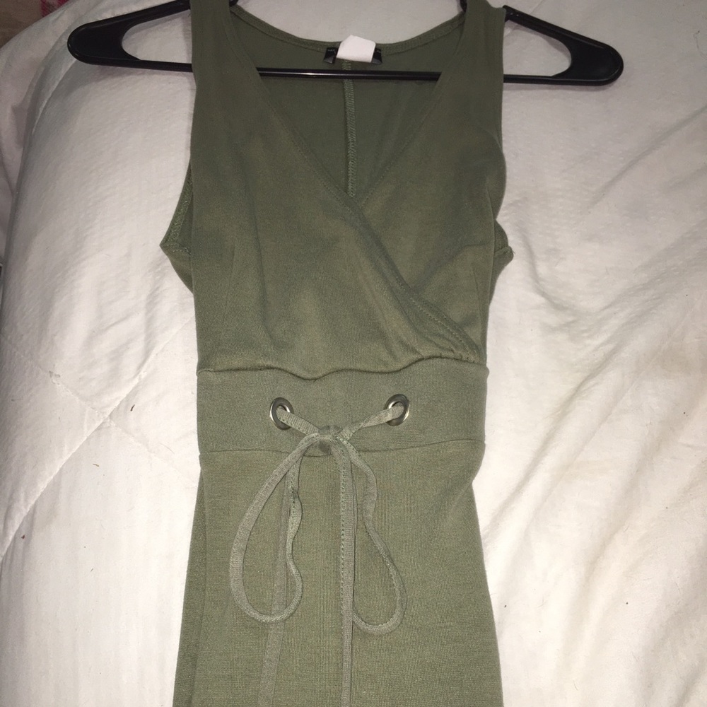 Venus tie front tank
